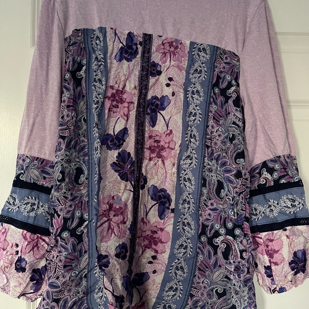 Style & Co Top - Picture 2 of 2